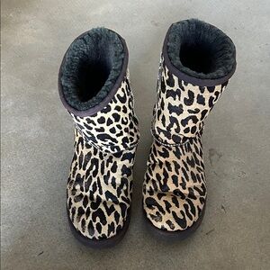 Leopard Print Fur-Lined Ugg Boots